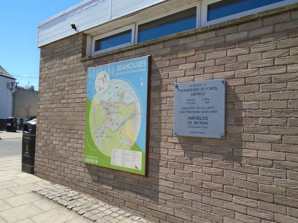 Plaque R.A.F. Elford 1914-1918 Town centre - NEWMP